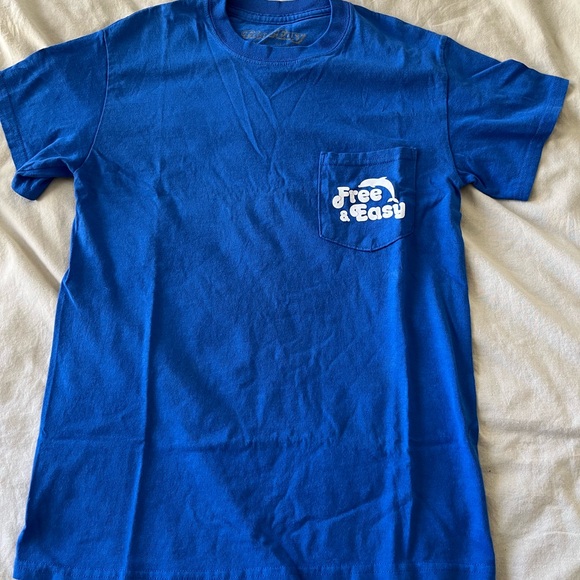 Free & Easy Dolphin Shirt - Picture 1 of 7